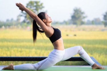 Gợi ý bài tập yoga giảm cân tại nhà hiệu quả, dễ áp dụng